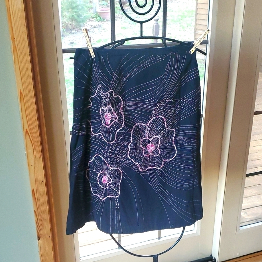 Mix Nouveau Made India Black Skirt Pink Floral Embroidery Embellished Lined Sz 6